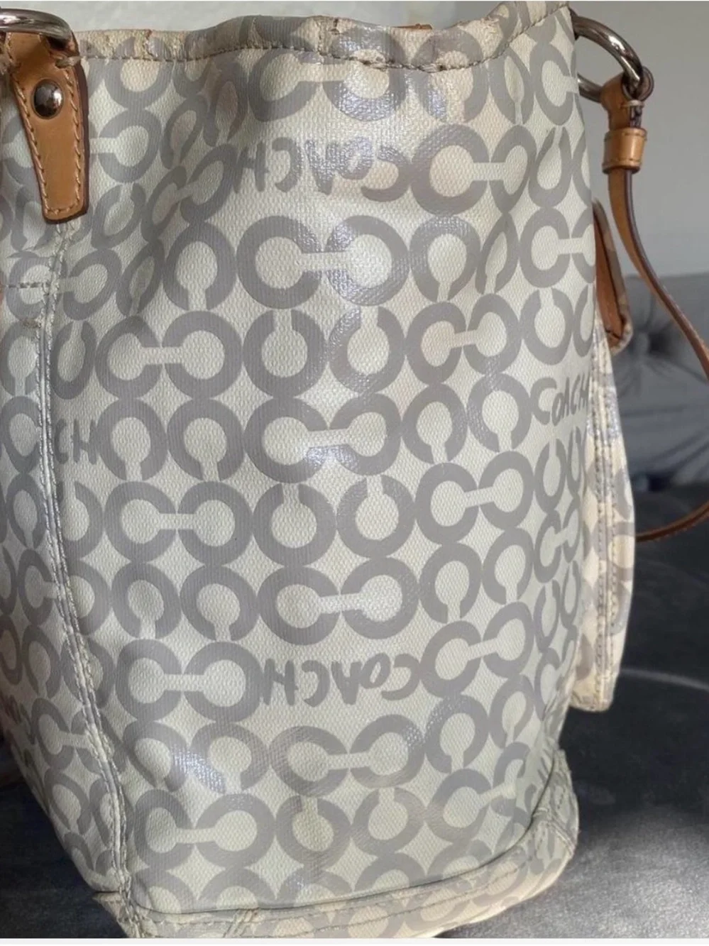 The Coach Leah Optic Art Coated Canvas ShoulderBag (Model #13142)